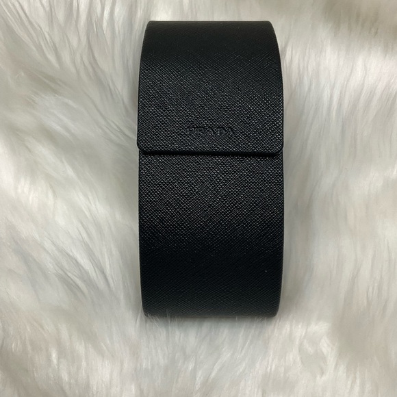 Prada Sleek Black Textured Case - Picture 2 of 8
